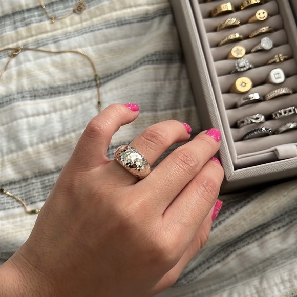 John Hardy Hammered Dome Ring - Picture 3 of 4